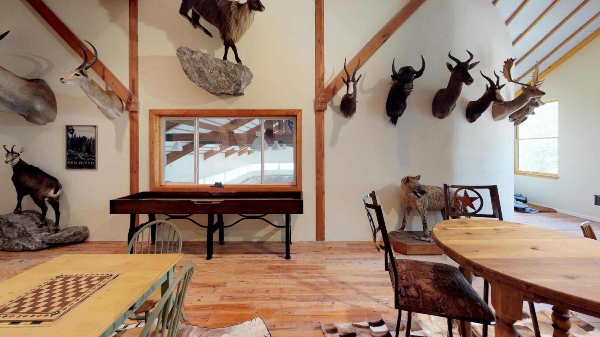 River Lyric Lodge - Formerly Double Dog Ред Ривър Екстериор снимка